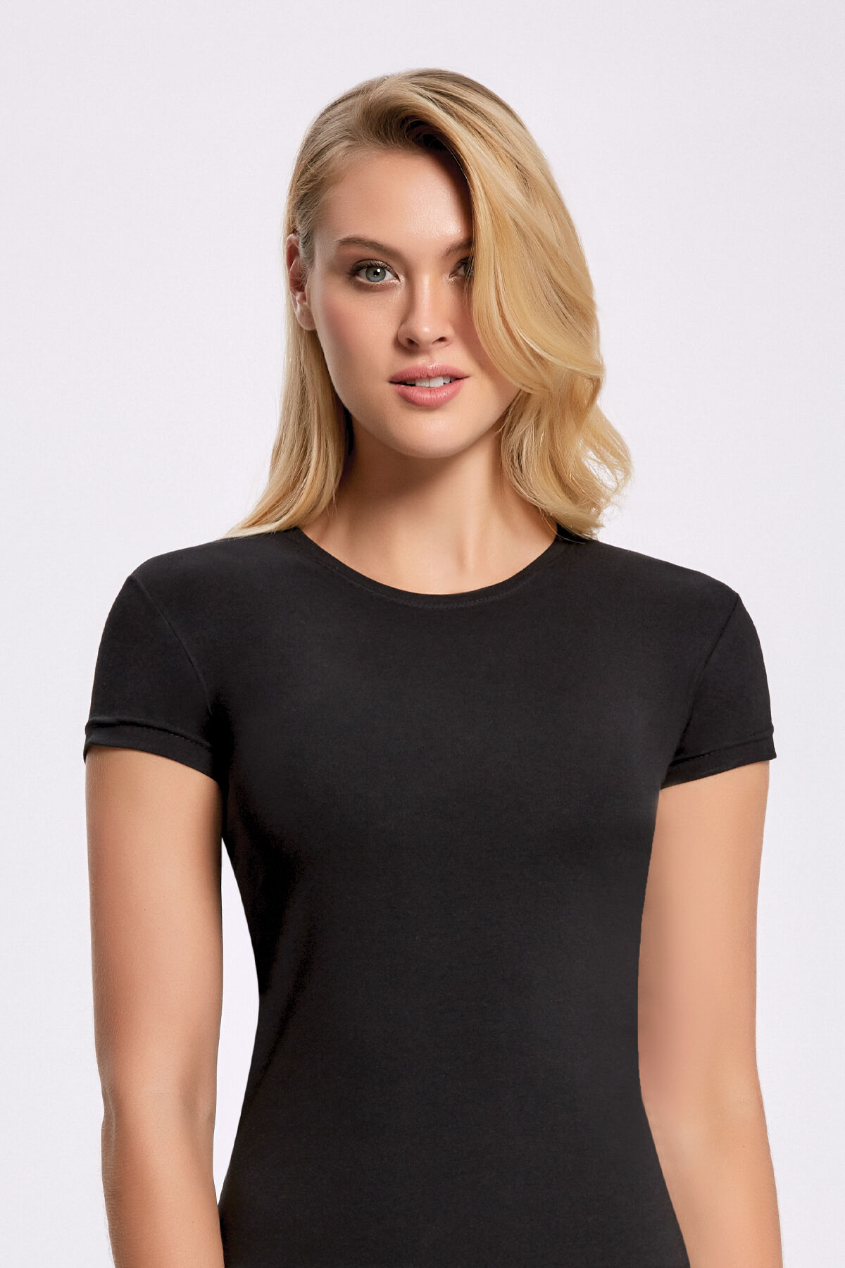 Elastan Siyah 0 Yaka T-shirt - 1